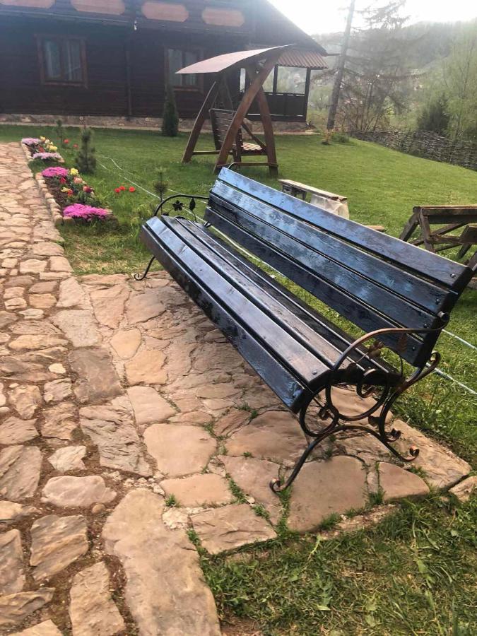 Чорногірський Вітер Villa Verkhovyna Luaran gambar
